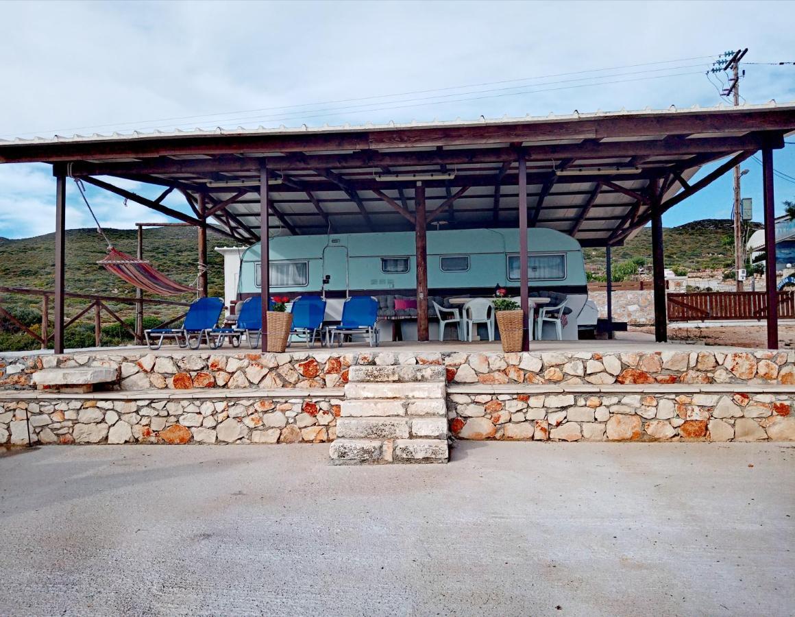 Agios Leon Caravan Fishing Spot Porto Roxa المظهر الخارجي الصورة